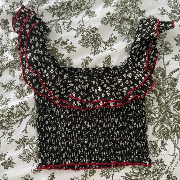 LIKELY Revolve Women’s Harlow Floral Off-the-Shoulder Athena Smocked Crop Top SM - Picture 8 of 9